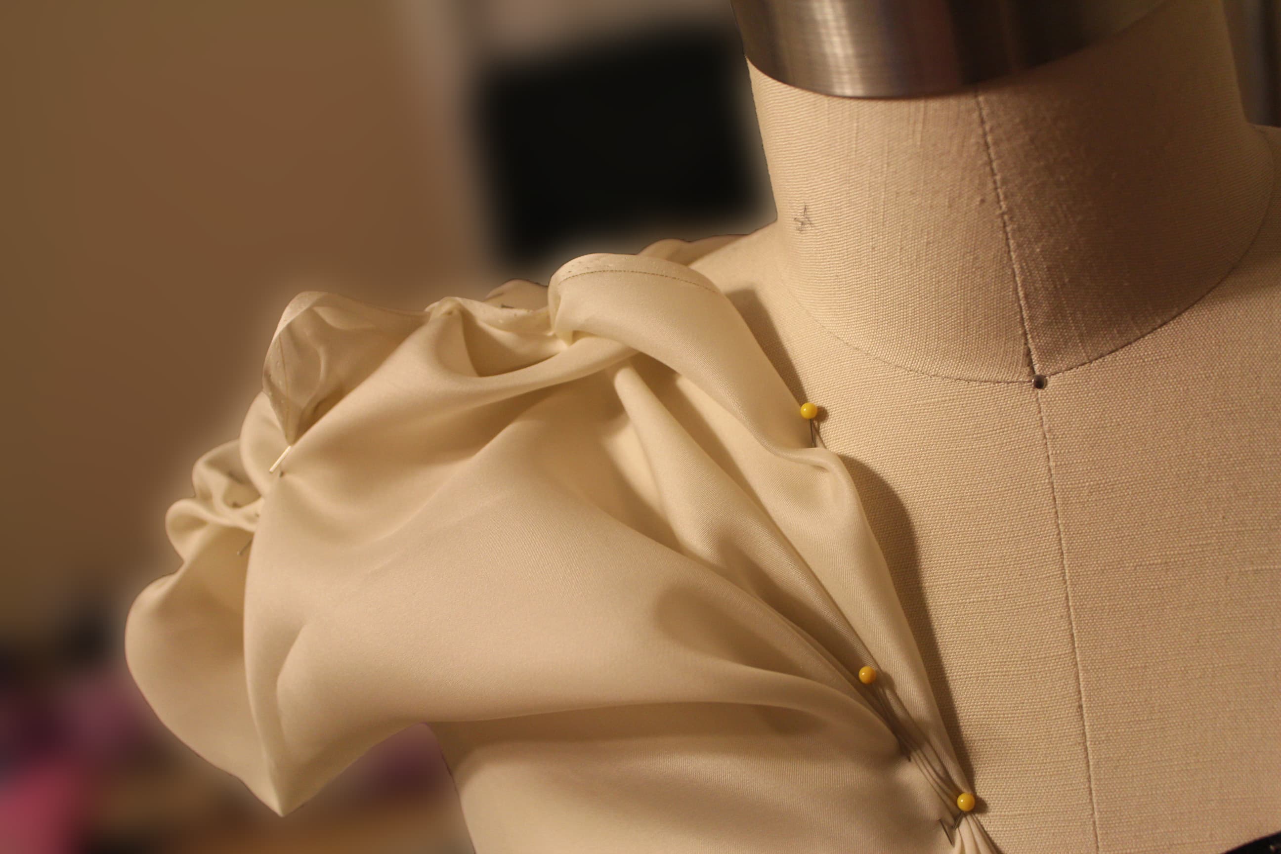 Scars draping shoulder detail